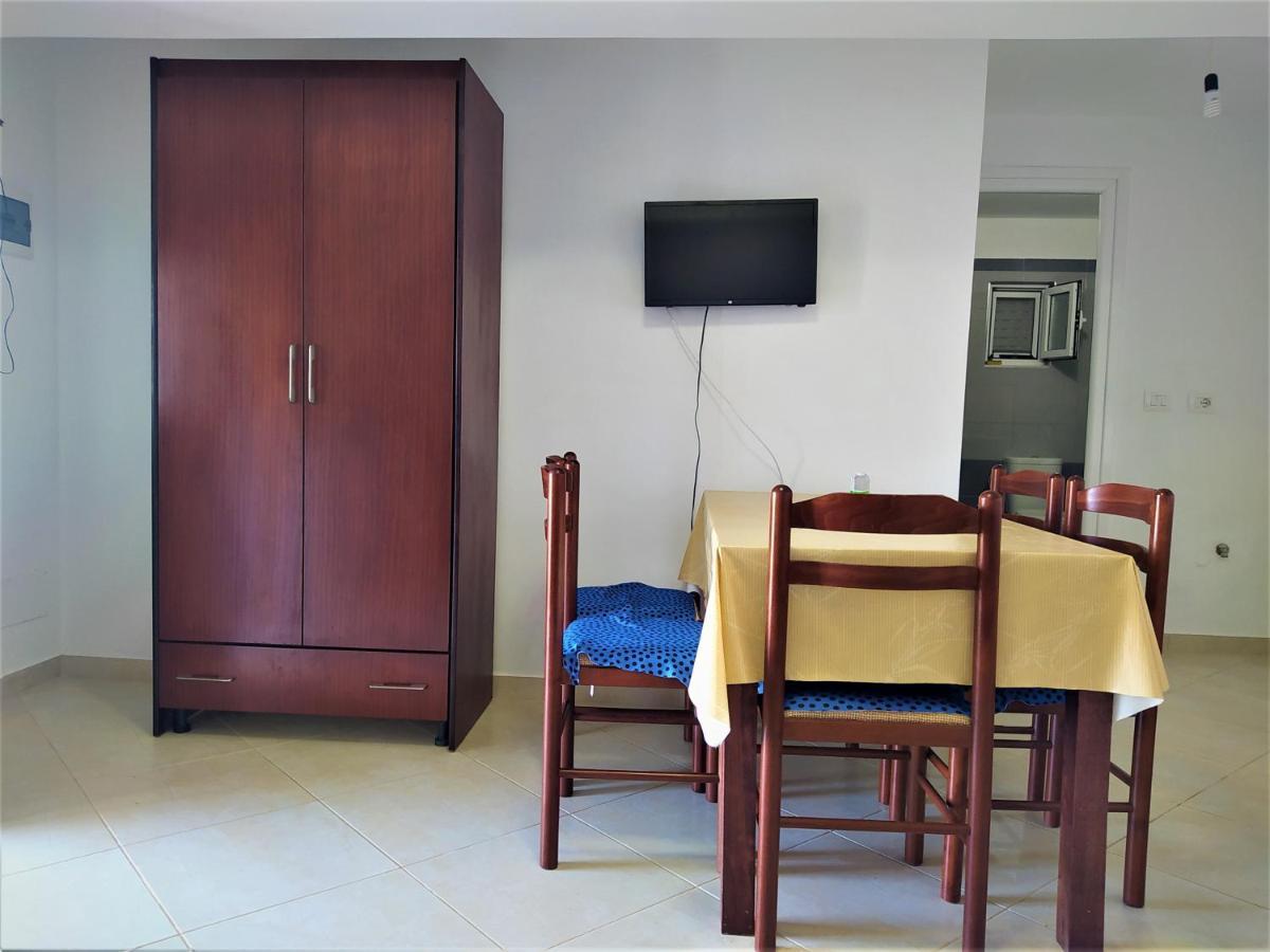 Ahmeti Rooms クサミル エクステリア 写真